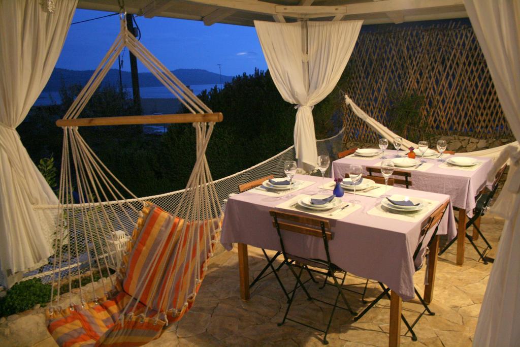 Apartments Mediterraneo Kaprije Extérieur photo