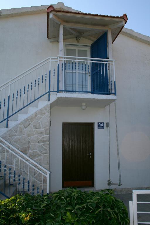 Apartments Mediterraneo Kaprije Extérieur photo