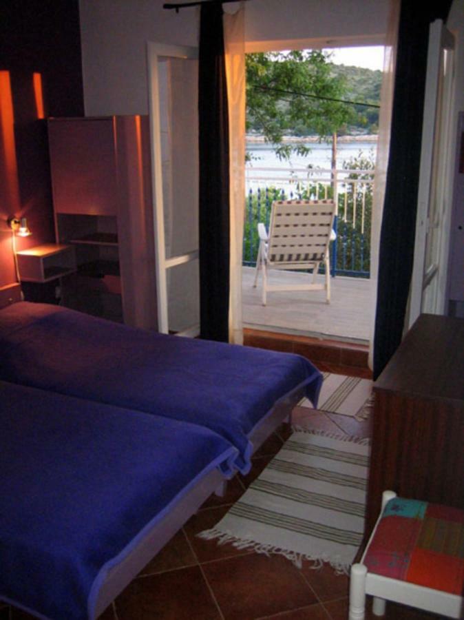 Apartments Mediterraneo Kaprije Extérieur photo